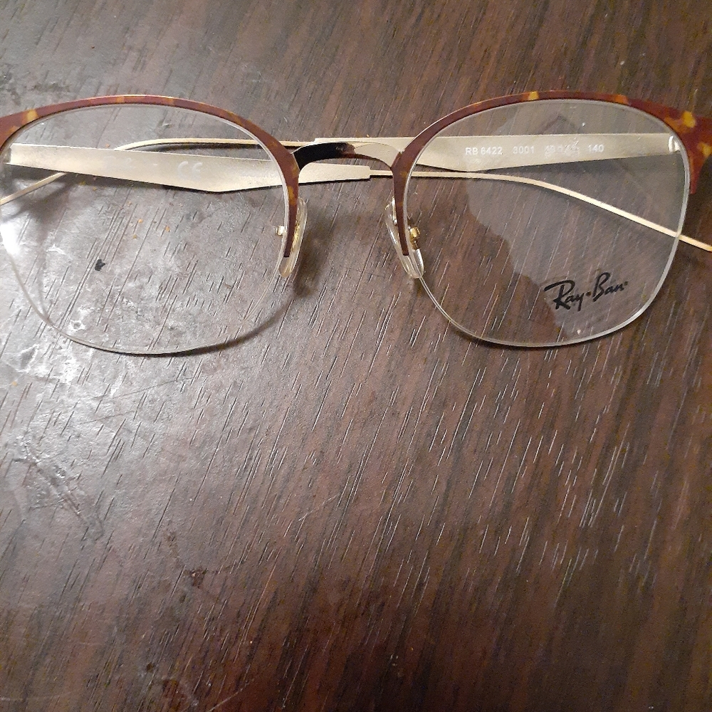 RAY BANS